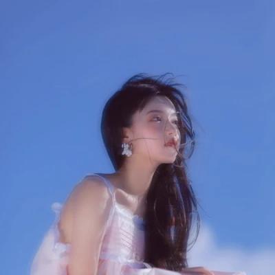 清新干净又治愈的女生头像图片42张