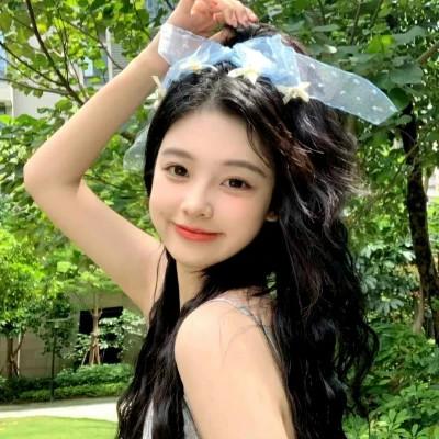 好看的绿色头像女生高清图片36张，清新透亮