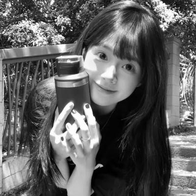 女黑白头像图片真人版52张，逆流而上的黑白文化