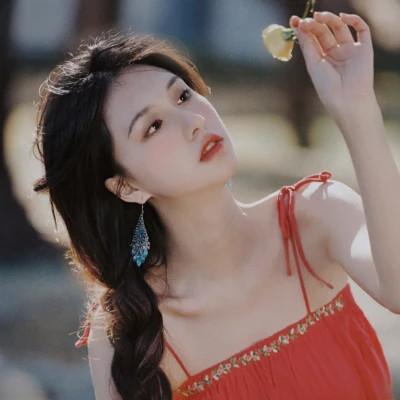 女生复古氛围感头像 高清氛围感满满的复古怀旧头像女