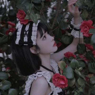 女生复古氛围感头像 高清氛围感满满的复古怀旧头像女