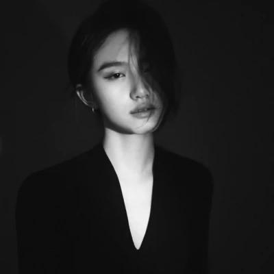 103张女生最酷的照片头像黑白