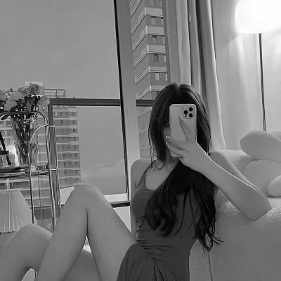 头像图片2023最火爆黑白女生