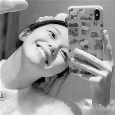 女生微信头像ins高级黑白图片110张
