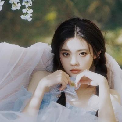 女生复古氛围感头像 高清氛围感满满的复古怀旧头像女