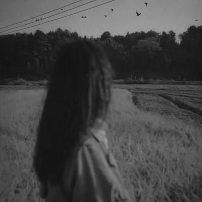 女生微信头像ins高级黑白图片110张