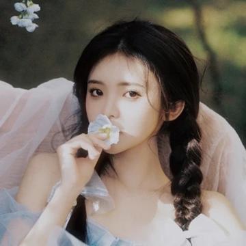 女生复古氛围感头像 高清氛围感满满的复古怀旧头像女