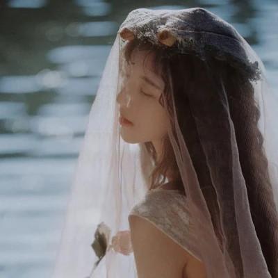 女生复古氛围感头像 高清氛围感满满的复古怀旧头像女
