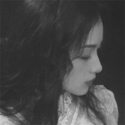 103张女生最酷的照片头像黑白