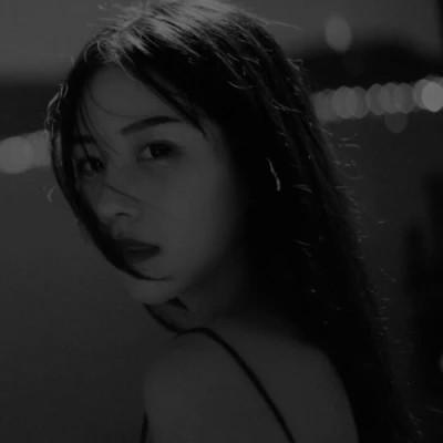 103张女生最酷的照片头像黑白