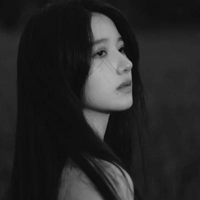 103张女生最酷的照片头像黑白