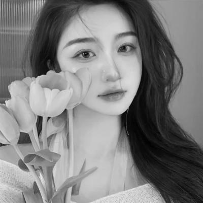 头像图片2023最火爆黑白女生