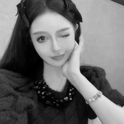 头像图片2023最火爆黑白女生