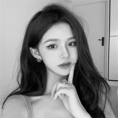 头像图片2023最火爆黑白女生