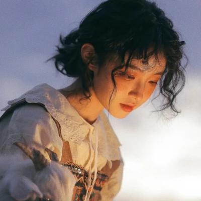 气质头像女生文艺复古 经典复古气氛拉满