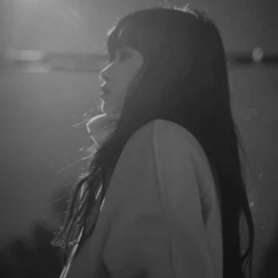 女生微信头像ins高级黑白图片110张