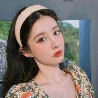 微信女生干净有品位的头像58张