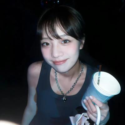 WeChat风格女头75张