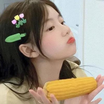 微信女生干净有品位的头像58张