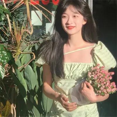 微信女生干净有品位的头像58张