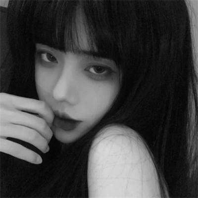 气质微信头像女生黑白108张