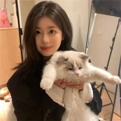 微信女生干净有品位的头像58张