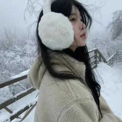 微信女生干净有品位的头像58张