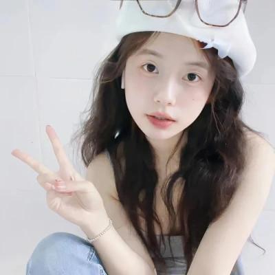 WeChat风格女头75张