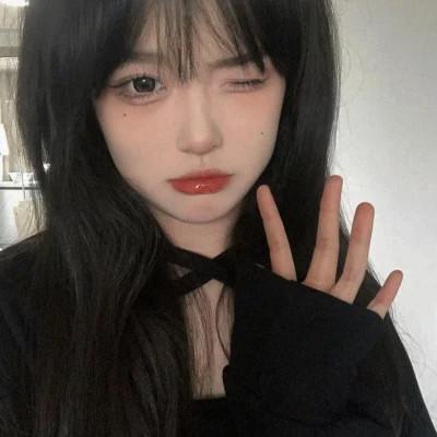 微信女生干净有品位的头像58张