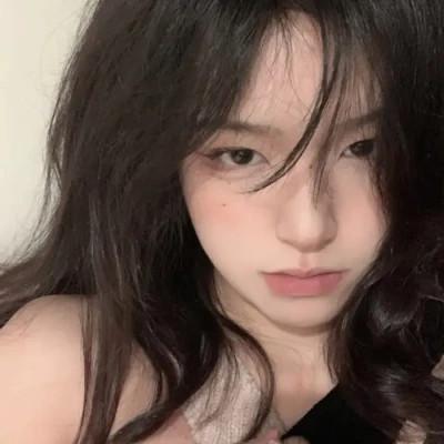 微信女生干净有品位的头像58张