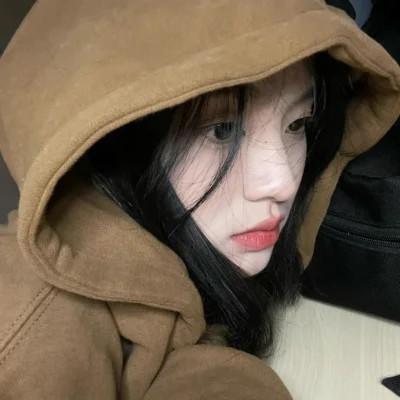 微信女生干净有品位的头像58张