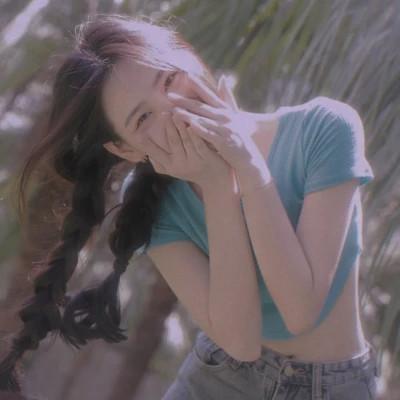 复古系头像女 高级又复古相当耐看