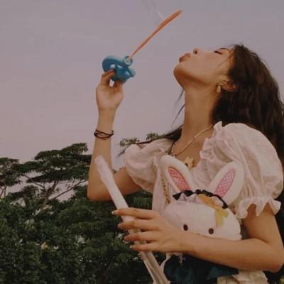 复古系头像女 高级又复古相当耐看