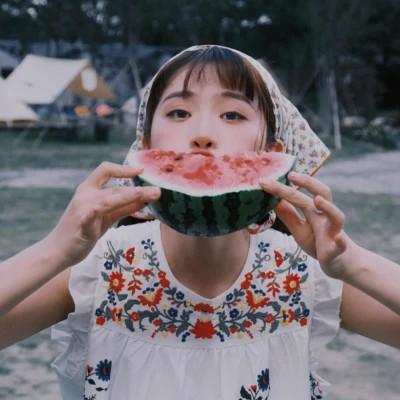 复古系头像女 高级又复古相当耐看