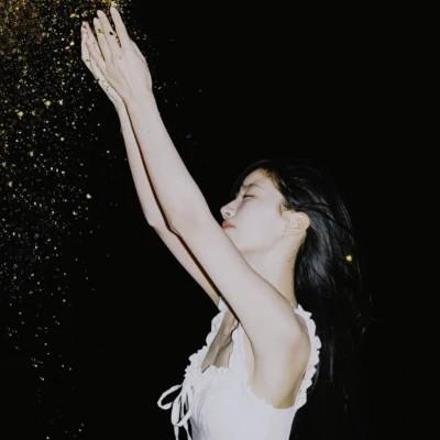 复古系头像女 高级又复古相当耐看