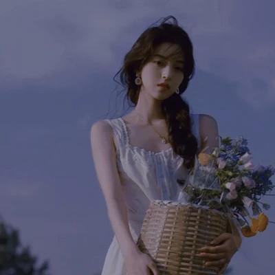 复古系头像女 高级又复古相当耐看