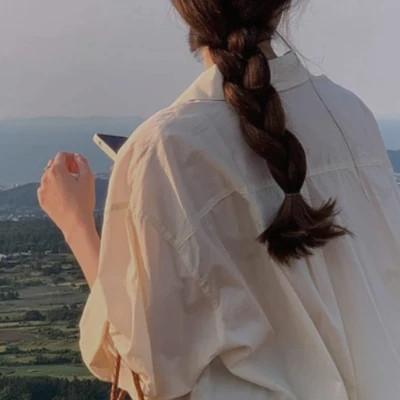 复古系头像女 高级又复古相当耐看