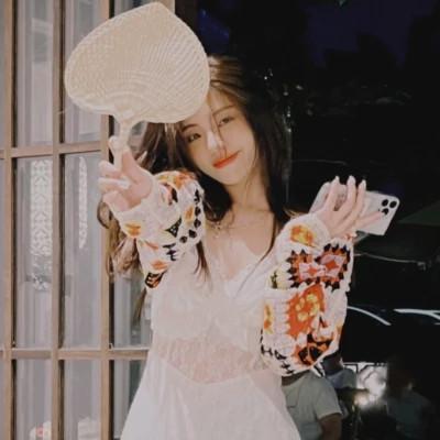 复古系头像女 高级又复古相当耐看