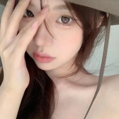素颜比较真实的头像女高清照片