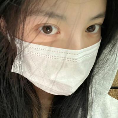 素颜比较真实的头像女高清照片