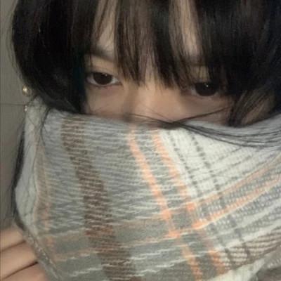 素颜比较真实的头像女高清照片