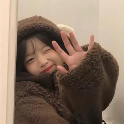 特别清纯的女生头像 高清很清纯很好看的女孩子头像图片