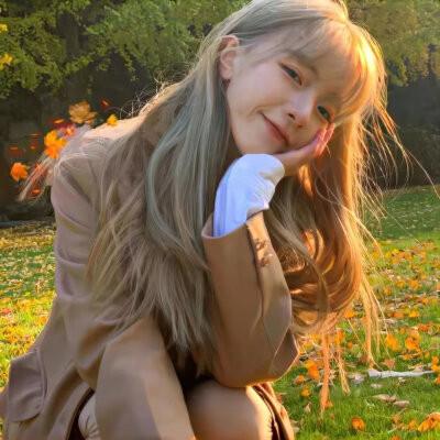 特别清纯的女生头像 高清很清纯很好看的女孩子头像图片