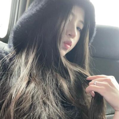 素颜比较真实的头像女高清照片