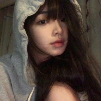 素颜比较真实的头像女高清照片