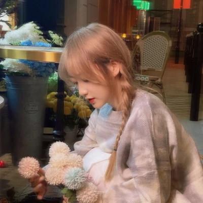 少年感小众头像女生阳光图片