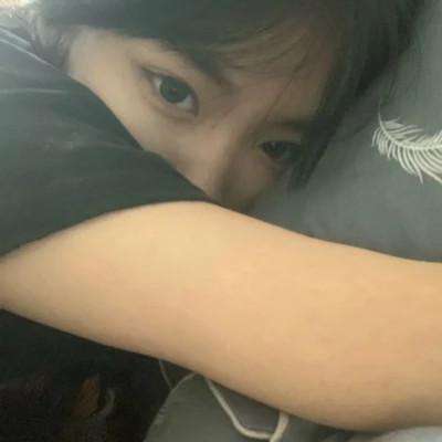 素颜比较真实的头像女高清照片