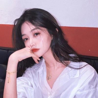 少年感小众头像女生阳光图片