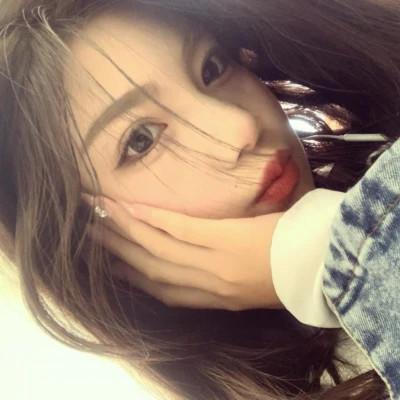 素颜比较真实的头像女高清照片