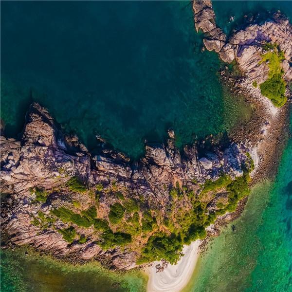 海边浪花风景头像图片 海风吹来激起那浪花一朵朵